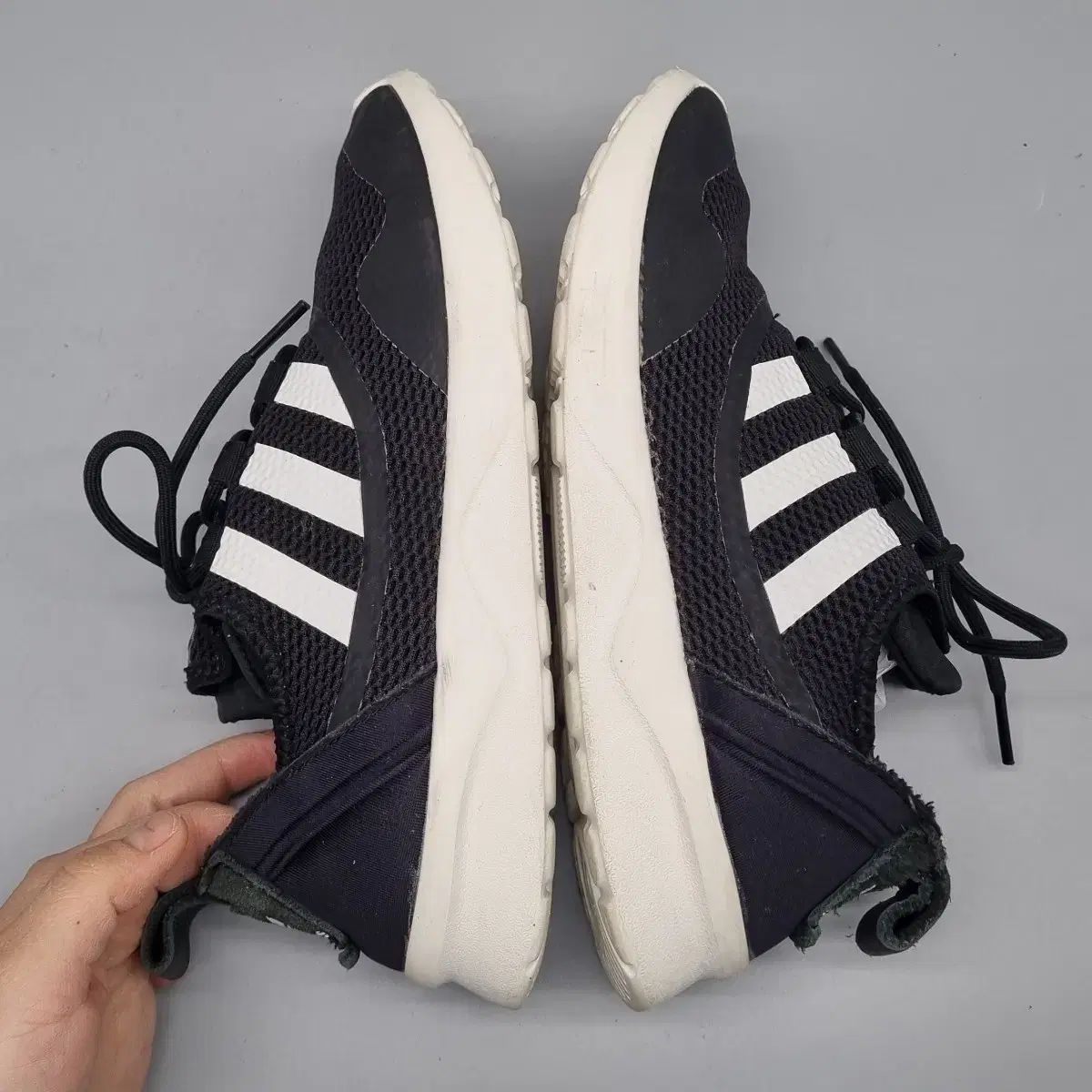 るて アディダス zxラックス スニーカー 25センチ - メルカリ