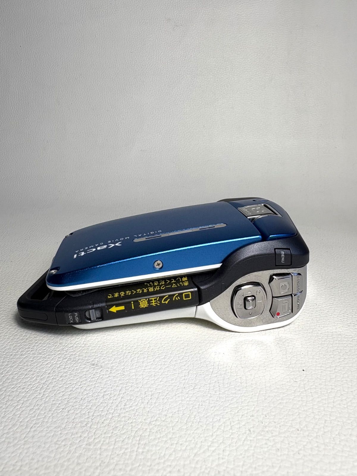 SANYO Xacti デジタルムービーカメラ WATERPROOF DMX-CA8 【動作確認済