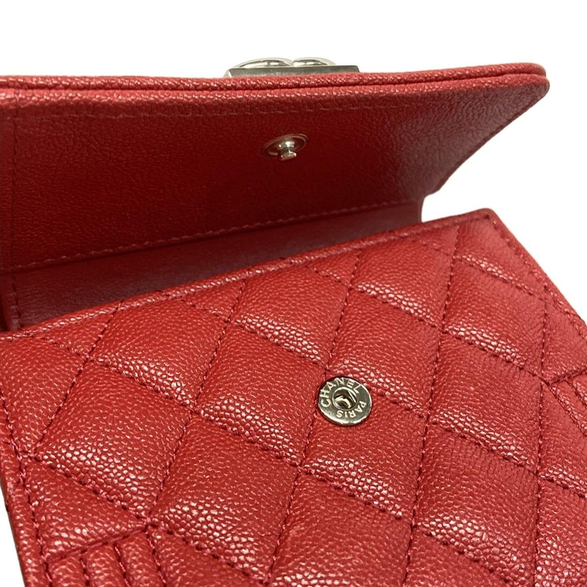 CHANEL(シャネル) 3つ折り財布美品 ボーイシャネル レッド シルバー
