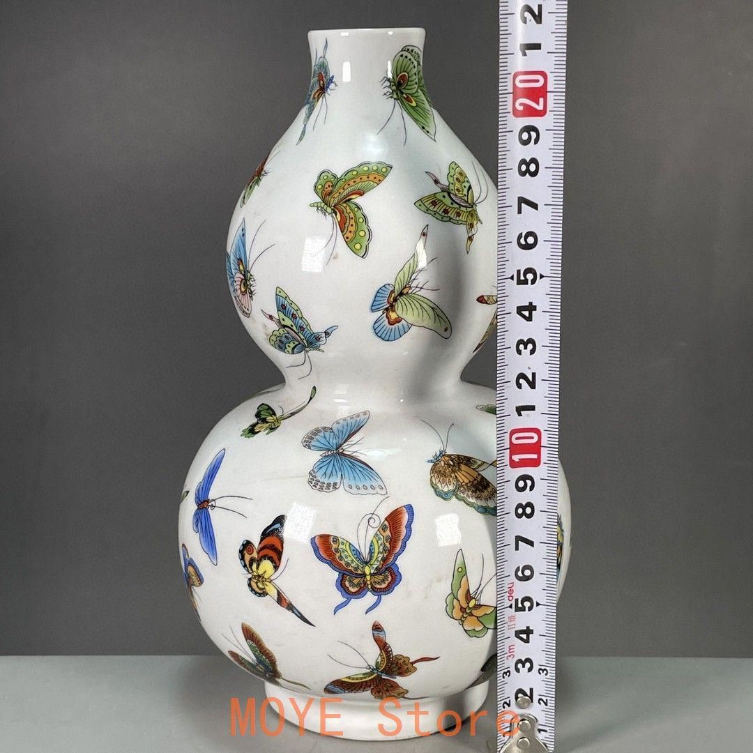 清乾隆帝白地に蝶の紋ひょうたん瓶 景徳鎮 陶磁器 装飾品 工芸品美術品