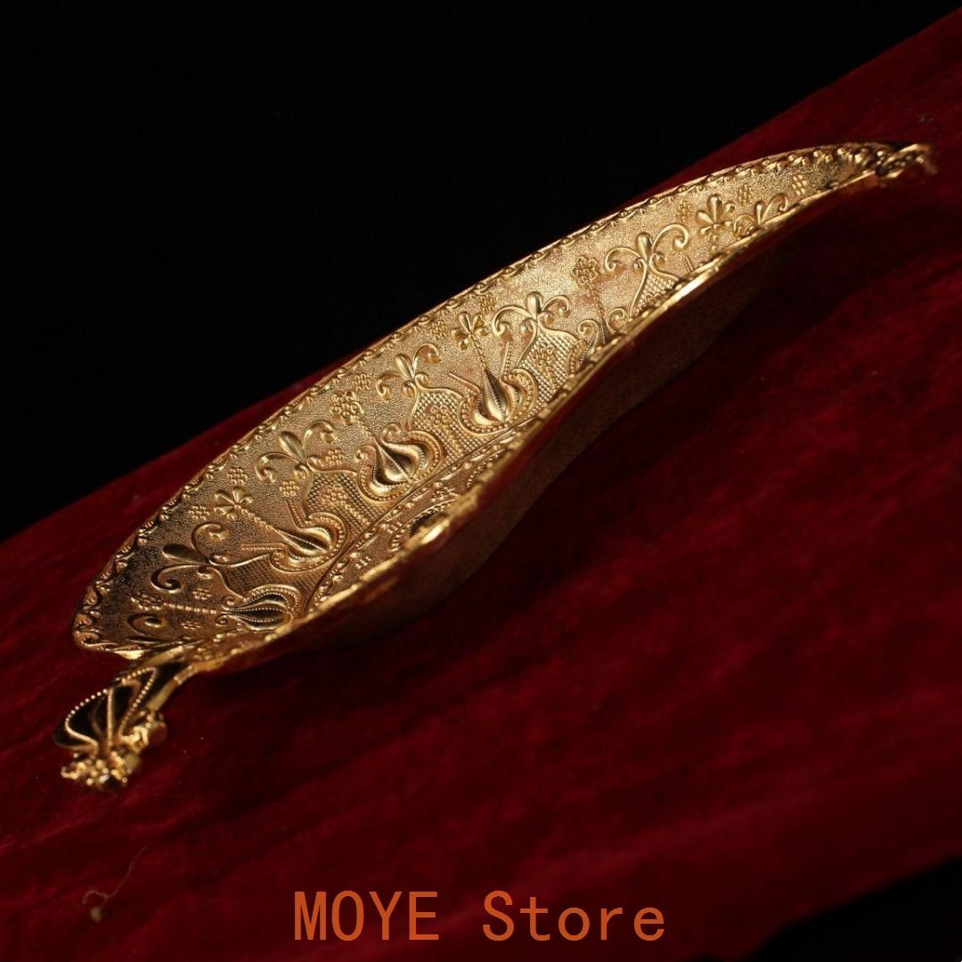 中国美術・金葉皿・純銅微彫・手製・高浮彫・置物・食器・茶器 中国美術・金葉皿・純銅微彫・手製・高浮彫・置物・食器・茶器 - メルカリ