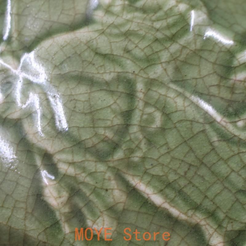 宋龍泉窯彫刻人物物語梅瓶 景徳鎮 陶磁器 装飾品 工芸品 美術品 置物