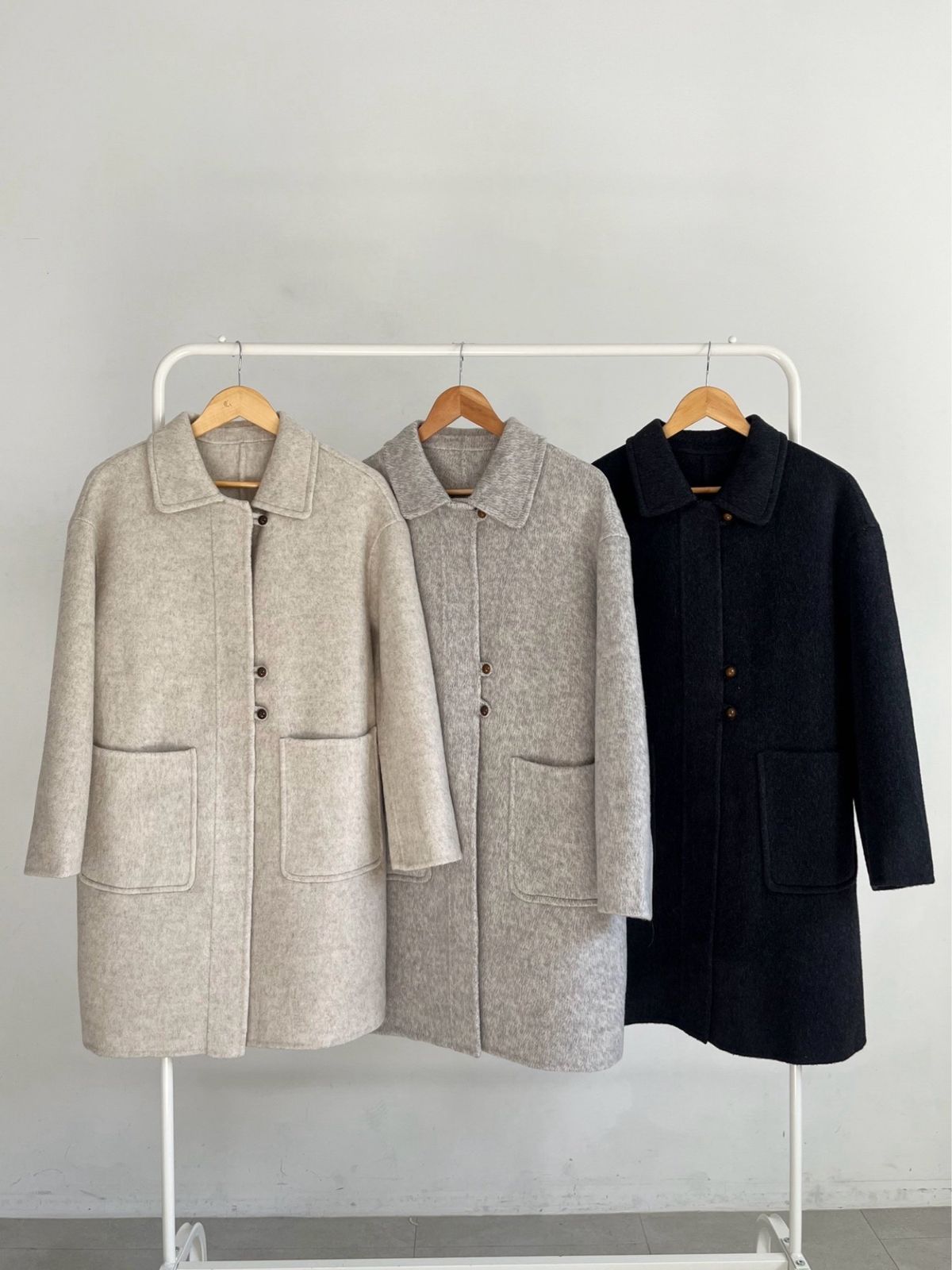 即納 くるみボタン ストレートミディロングハンドメイドコート