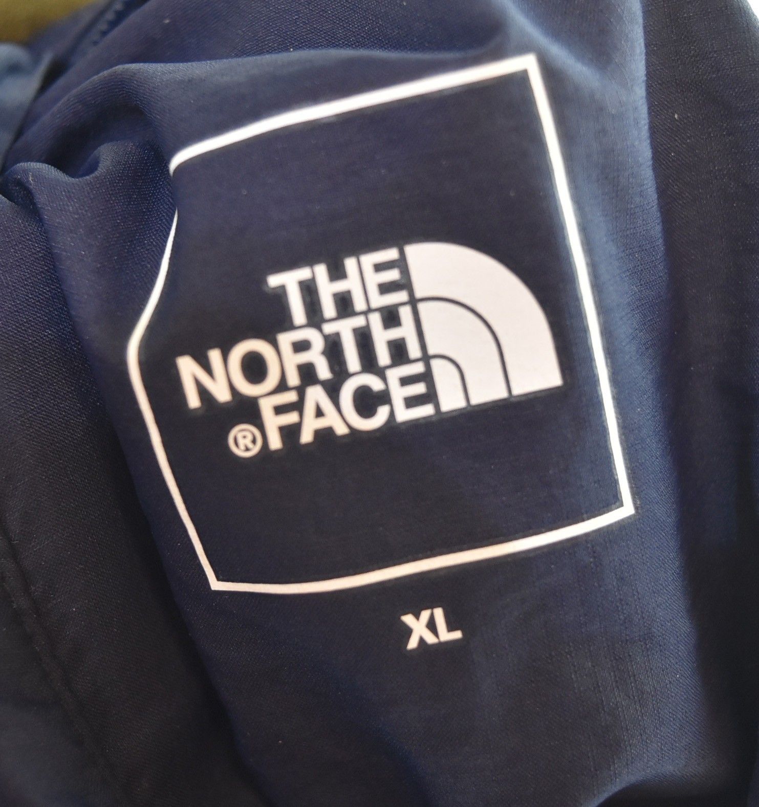 ノースフェイス THE NORTH FACE REVERSIBLE TECH AIR HOODIE 