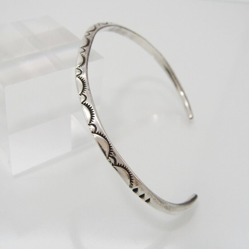 LARRY SMITH ラリースミス バングル EXTRA THIN TRIANGLE BANGLE LEAF