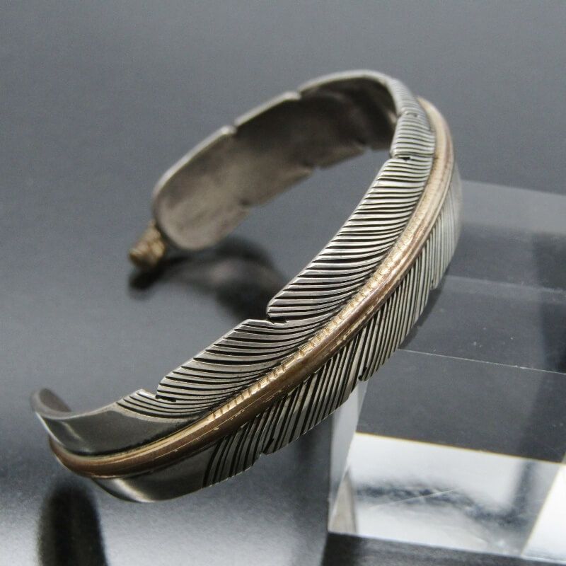 美品 Harvey Mace ナバホ族 バングル フェザー ターコイズ 12KGF 12.7