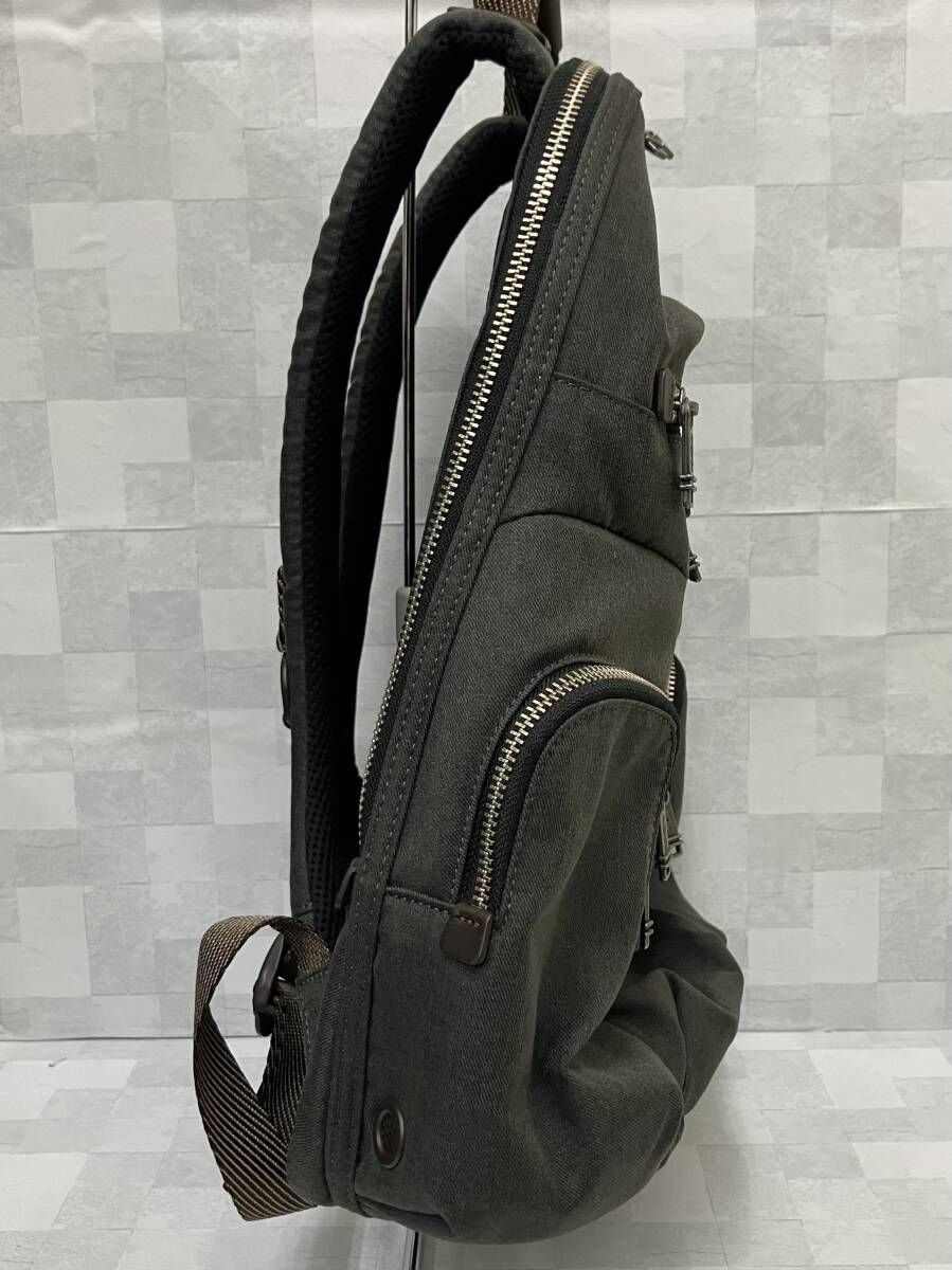 美品 tumi ALPHA BRAVO バックパック リュック ダークグレー Alpha Bravo Navigation Backpack Black | TUMI Hungary