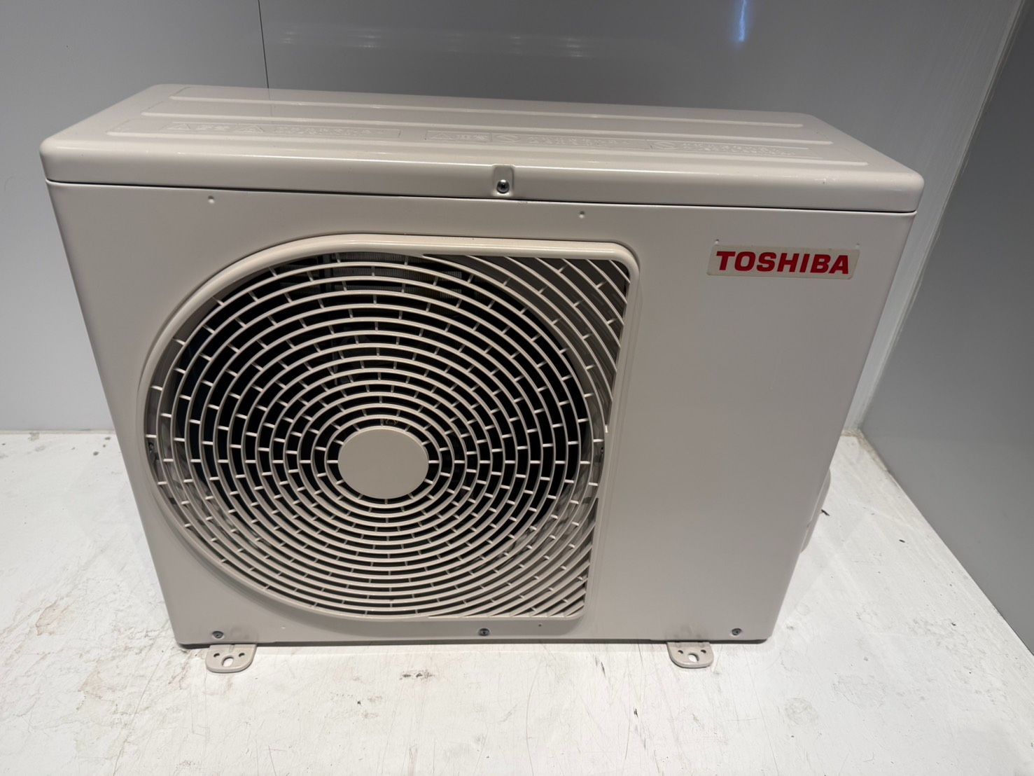 292　TOSHIBA　2024年製エアコン　6～8畳用　整備済み 292 TOSHIBA 2024年製エアコン 6～8畳用 整備済み エアコン 10畳用