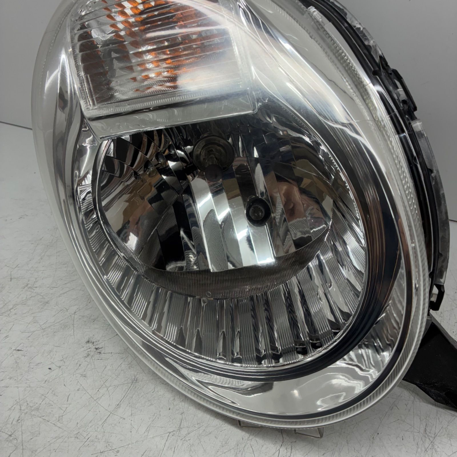 良品【コーティング済】日産 MF22S MG22S MRワゴン モコ ヘッドライト