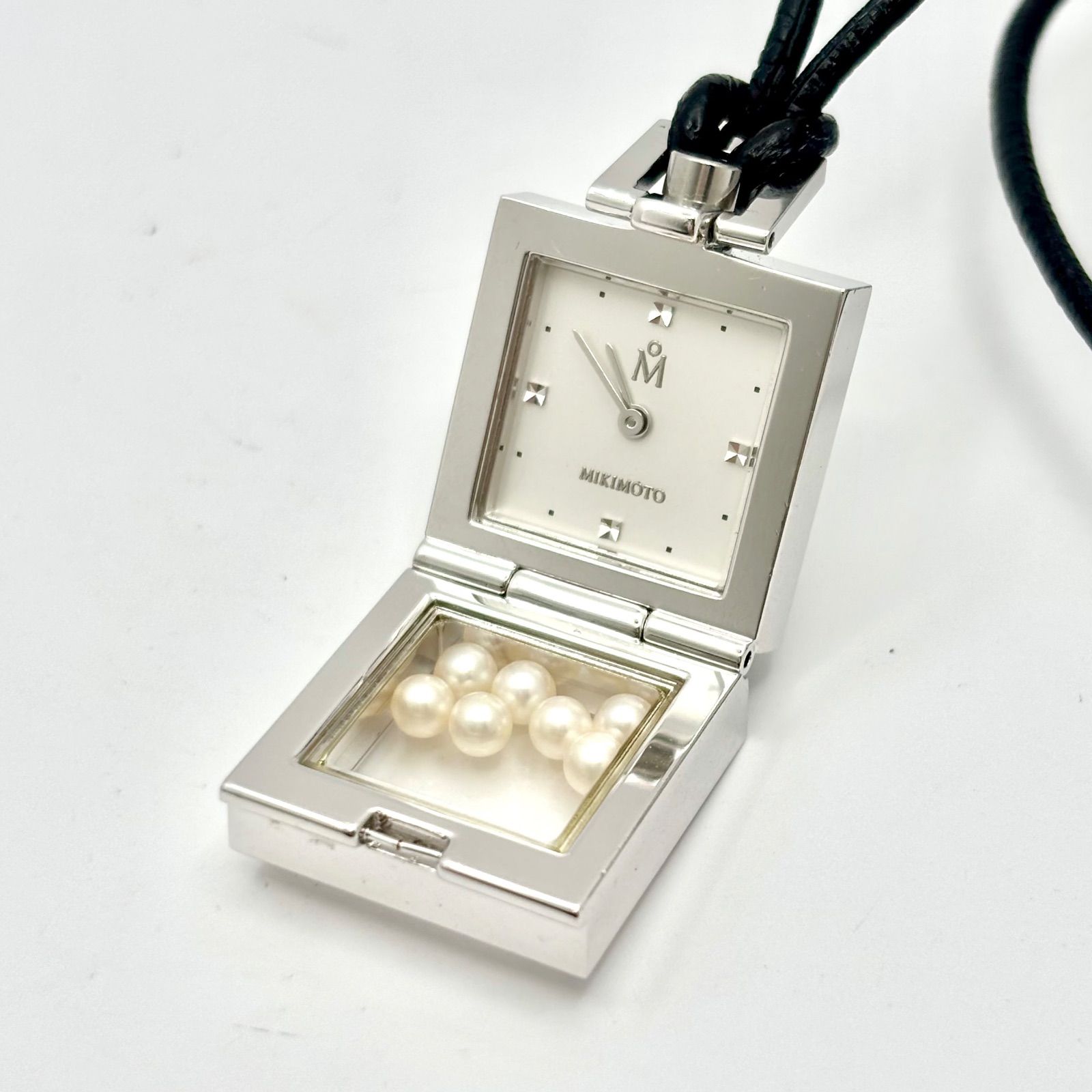 稼働 MIKIMOTO ペンダントウォッチ 真珠 パール 新品電池 2130 箱付/新品電池】MIKIMOTO ミキモト 7Pパール 懐中時計 ペンダント