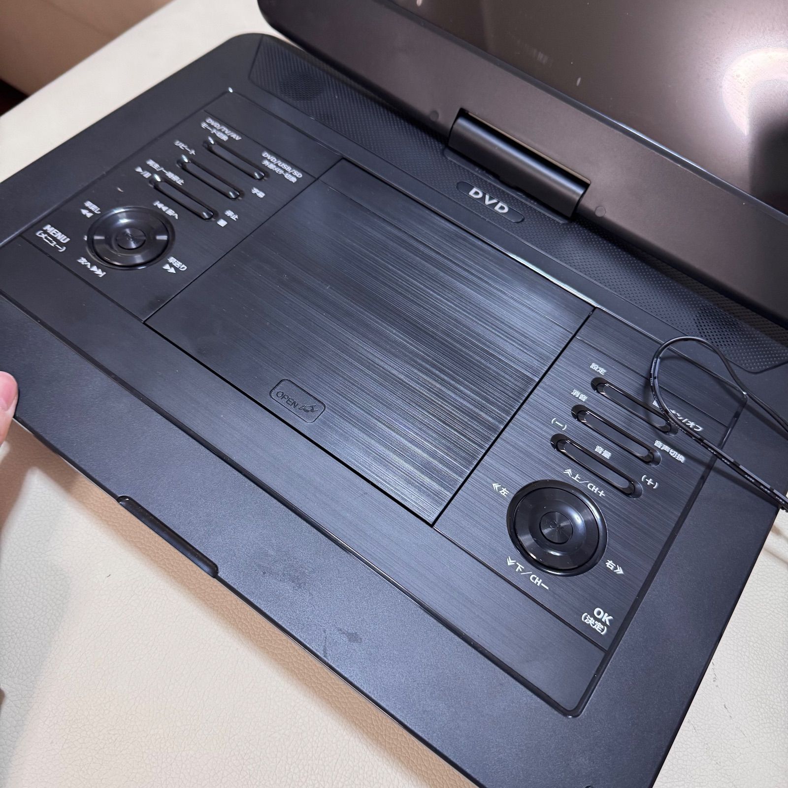 ポータブルDVDプレーヤー VS-S154M 15.4インチ 動作確認済 - メルカリ