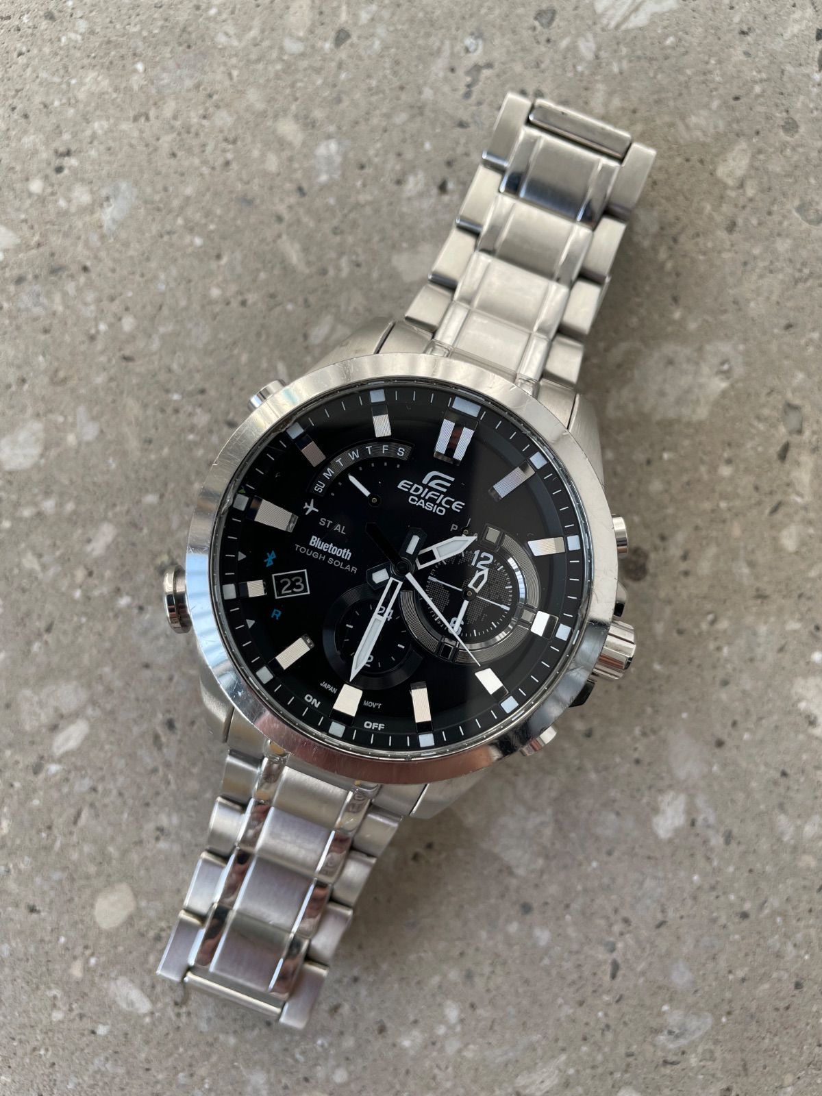 【uuuggg1221】CASIO EDIFICE 腕時計 EQB-510 Travel the World – Stay Connected! EQB-510 by Casio EDIFICE