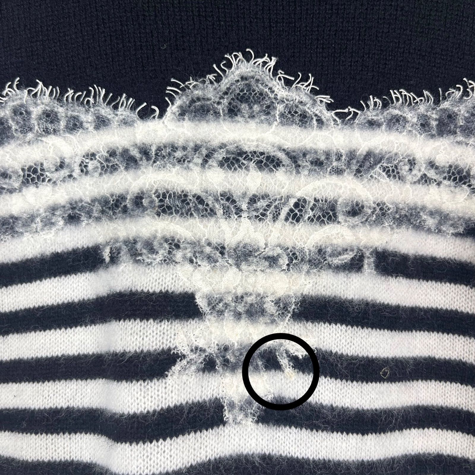 ERMANNO SCERVINO エルマンノシェルヴィーノ レース刺繡 タートルネック ボーダー ノースリーブ カシミヤ100% ウォッシャブル ニット レディース トップス ブラック