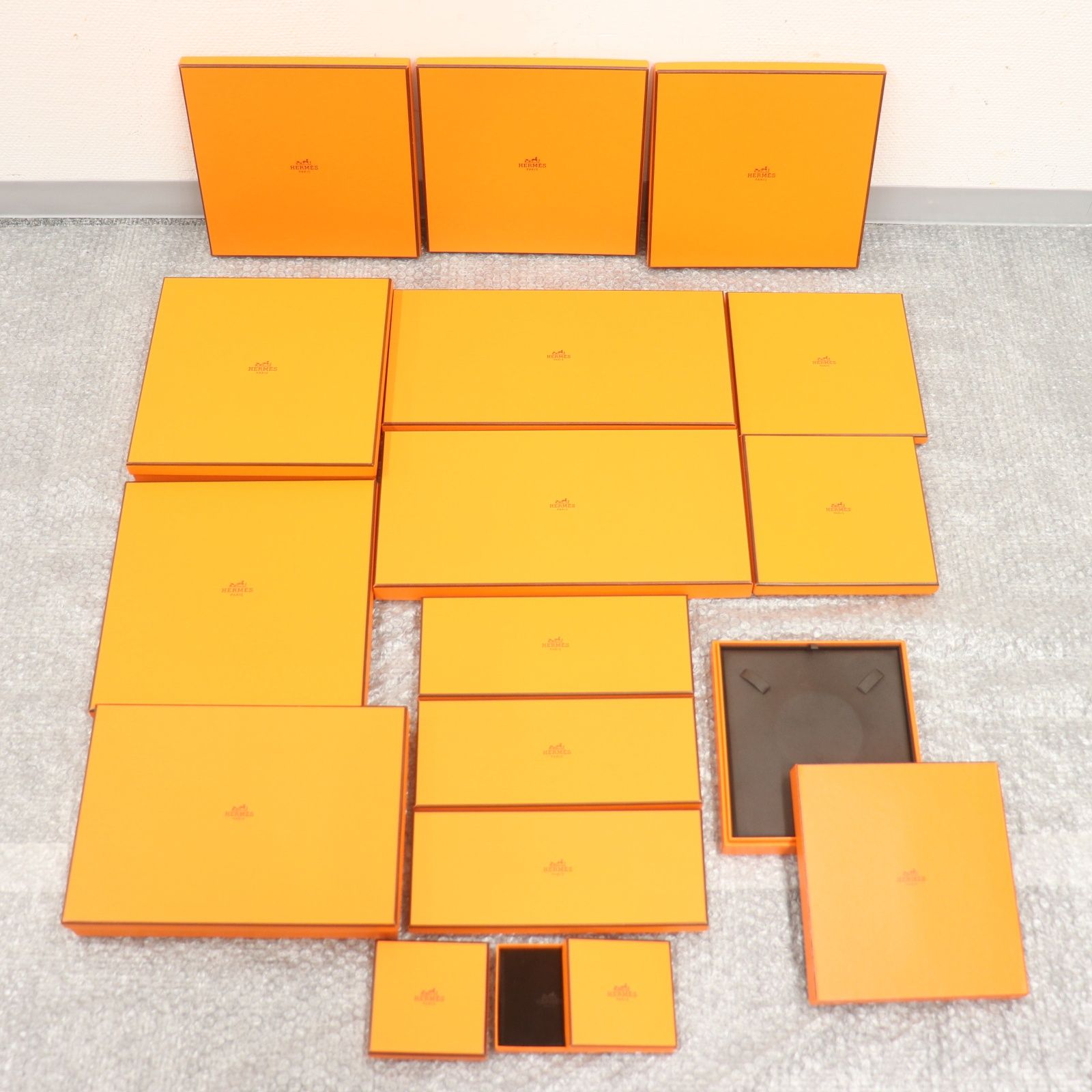 ITP709U6V8ES HERMES エルメス BOX ショッパー 純正 紙袋 オレンジ