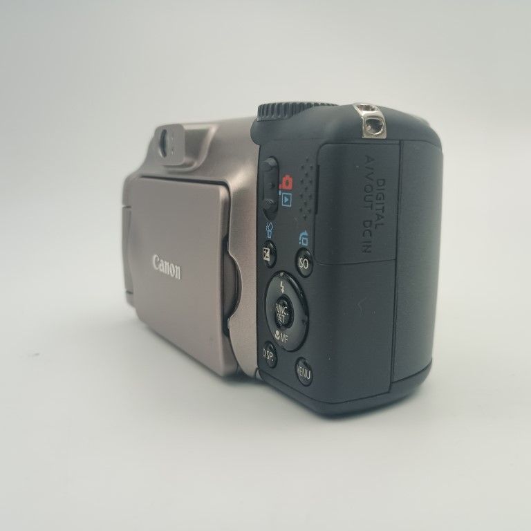 Canon PowerShot A650 IS シルバー Canon PowerShot A650 IS Silver コンパクトデジタルカメラ - メルカリ