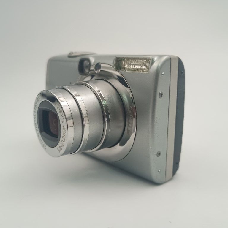 Canon IXY DIGITAL 800 IS Silver コンパクトデジタルカメラ 〇 - メルカリ