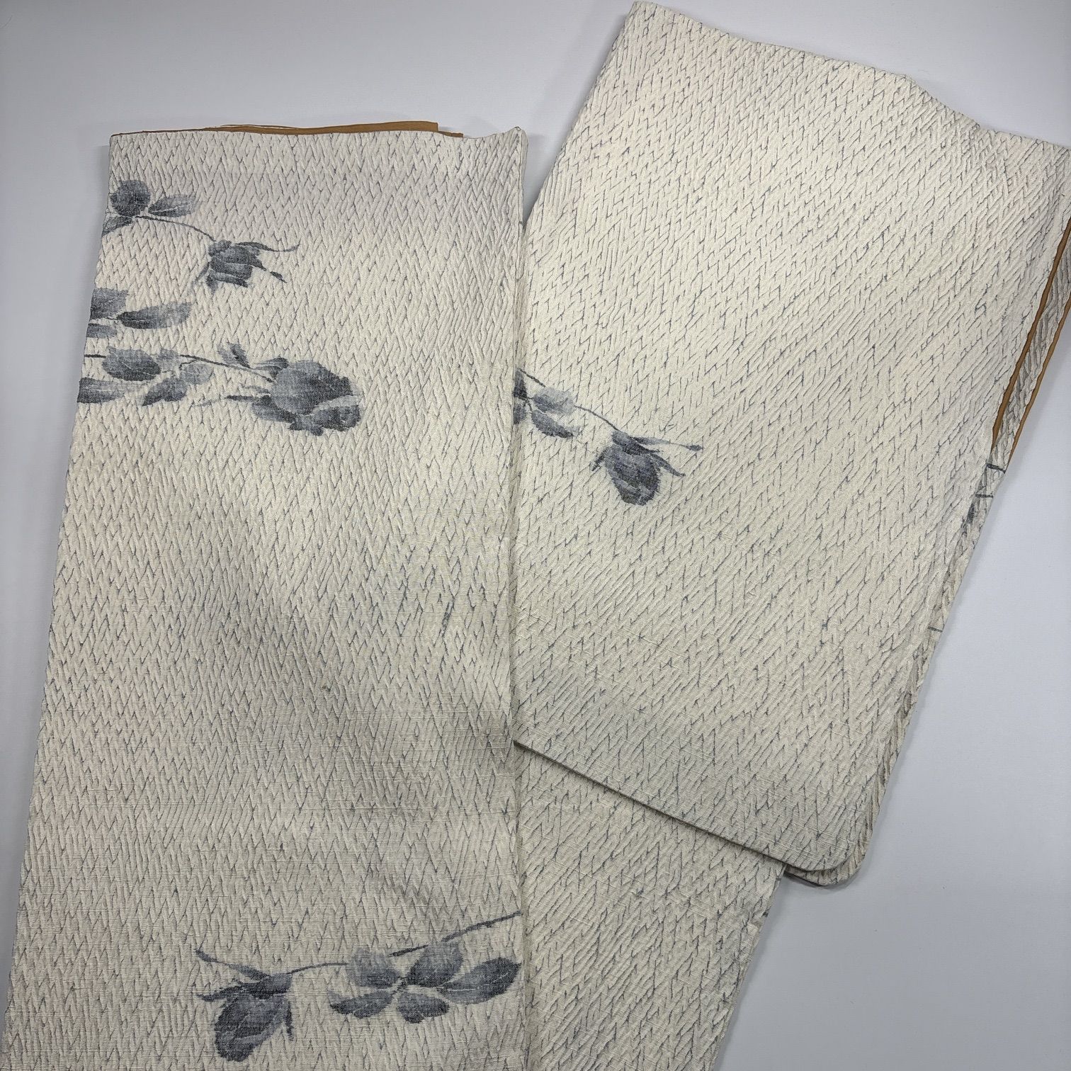 絞り 着物 4枚 正絹 着物まとめ売り 同梱購入歓迎 リメイク用 着付け