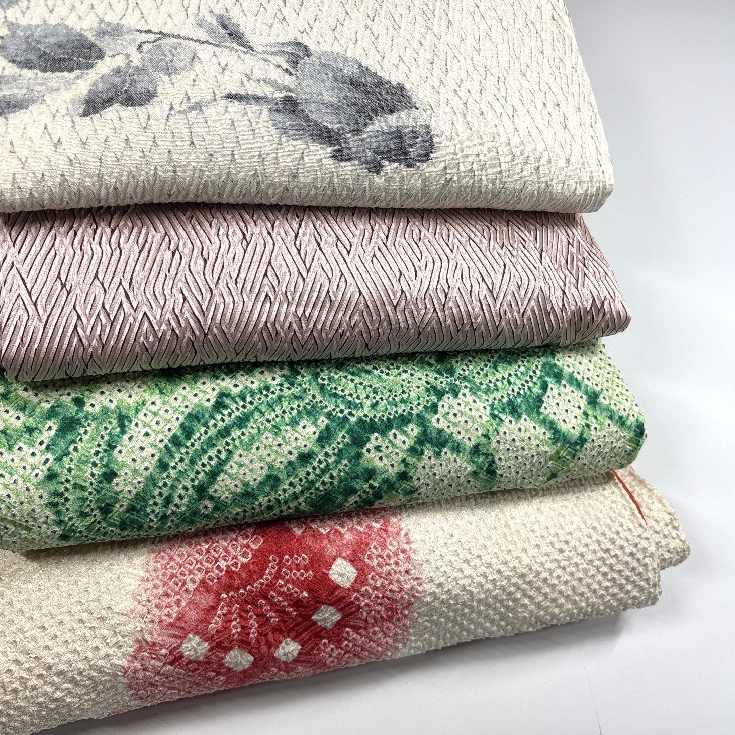 絞り 着物 4枚 正絹 着物まとめ売り 同梱購入歓迎 リメイク用 着付け