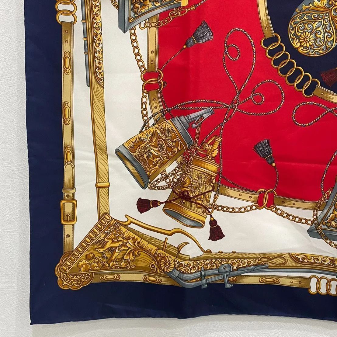 HERMES エルメス スカーフ 大判 シルク 最新 エルメス カレ90 スカーフ