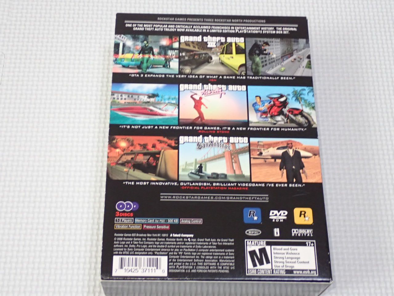 PS2☆grand theft auto THE TRILOGY 海外版 北米版 スリーブケース付