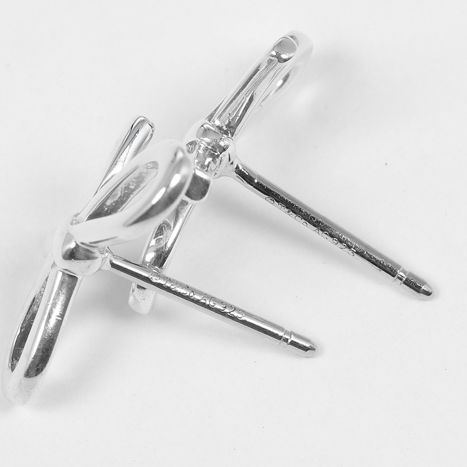 廃盤品！TIFFANY&Co. ティファニー ピアス リボン　シルバー925 TIFFANY&Co.（ティファニー） ピアス ボウ リボン シルバー925