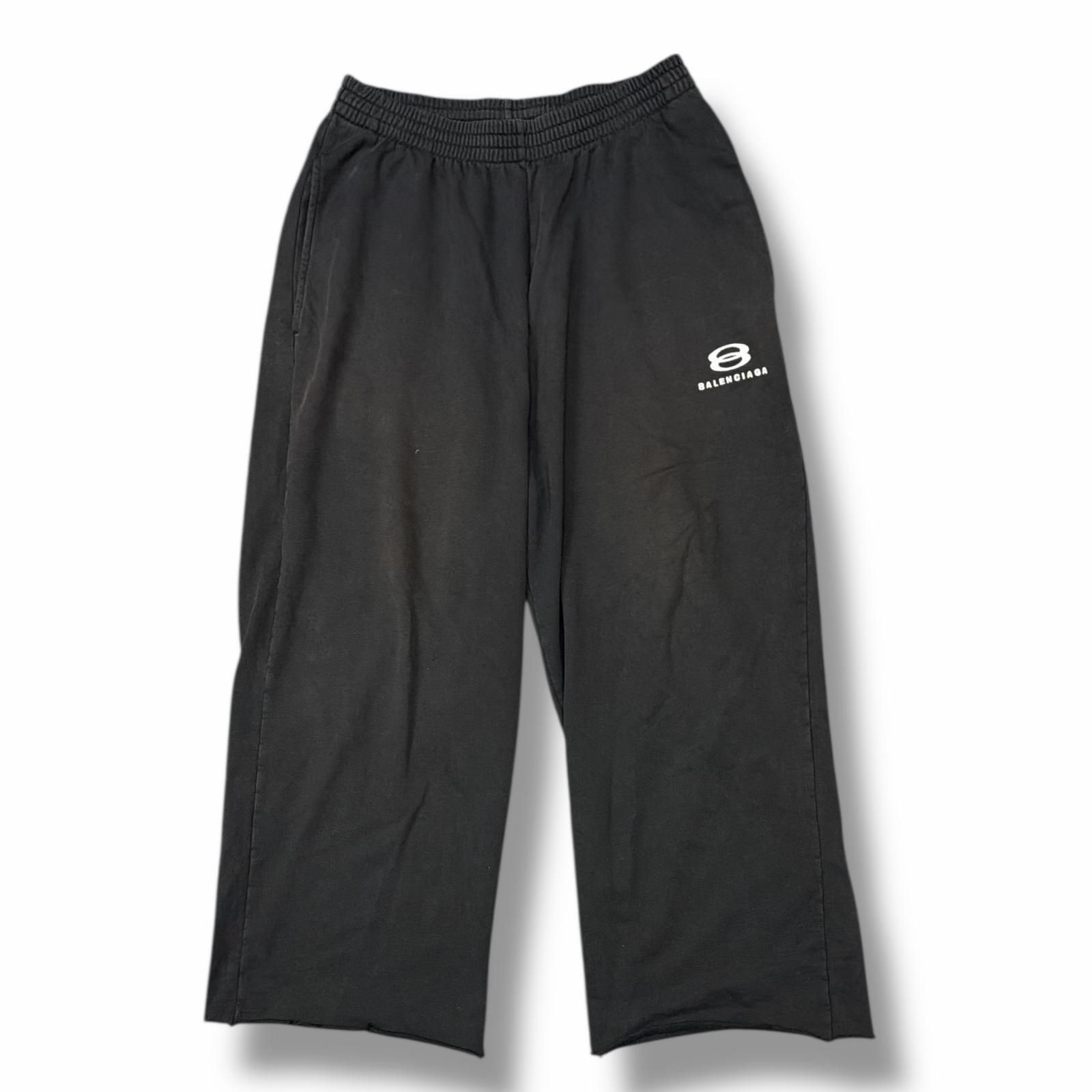 としちゃん　BALENCIAGA バレンシアガ　ロゴ刺繍スウェットショーツ としちゃん BALENCIAGA バレンシアガ ロゴ刺繍スウェットショーツ とし