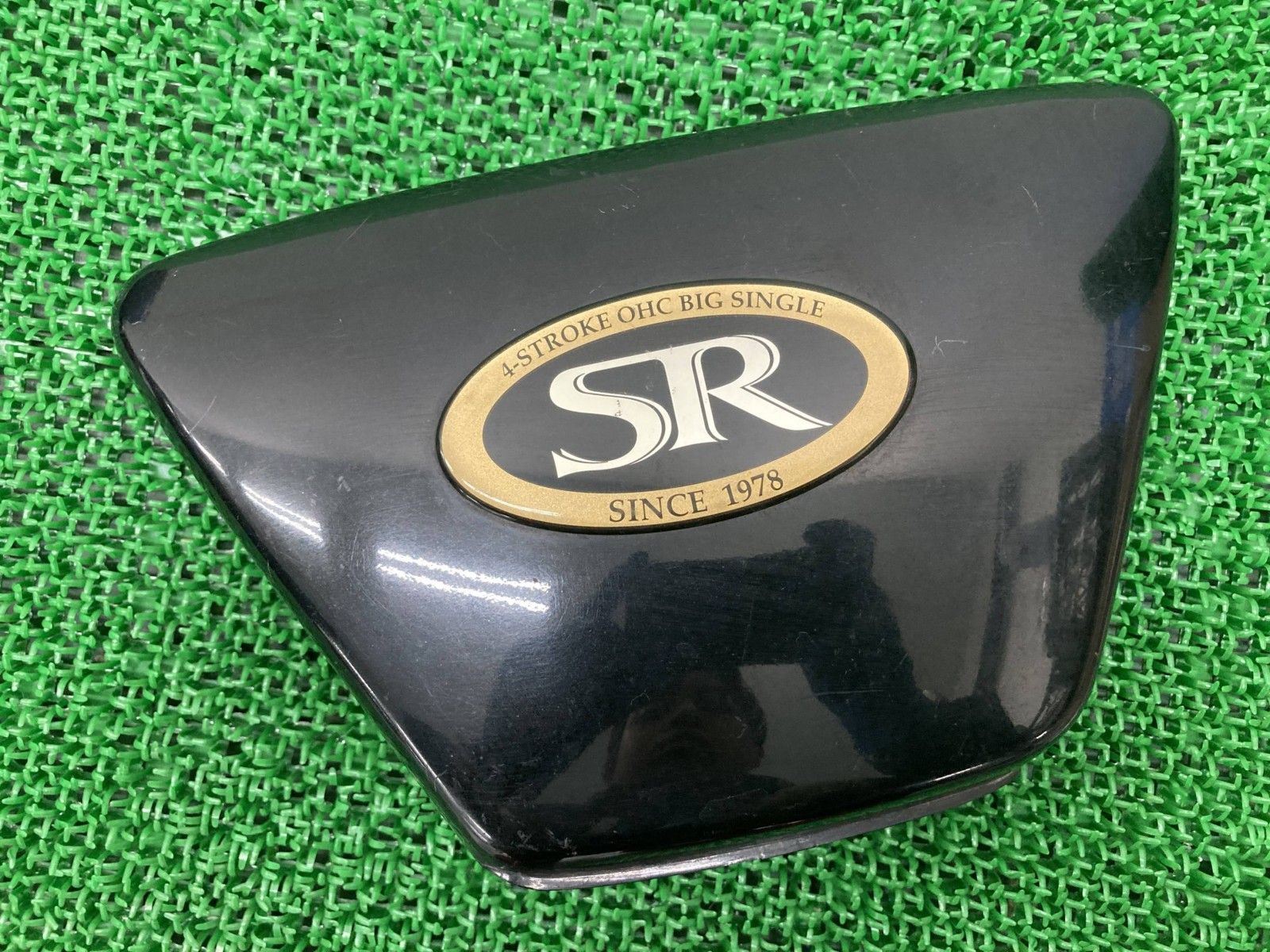 中古入庫 SR400純正左右ステップジャンク品① SR400の純正パーツ