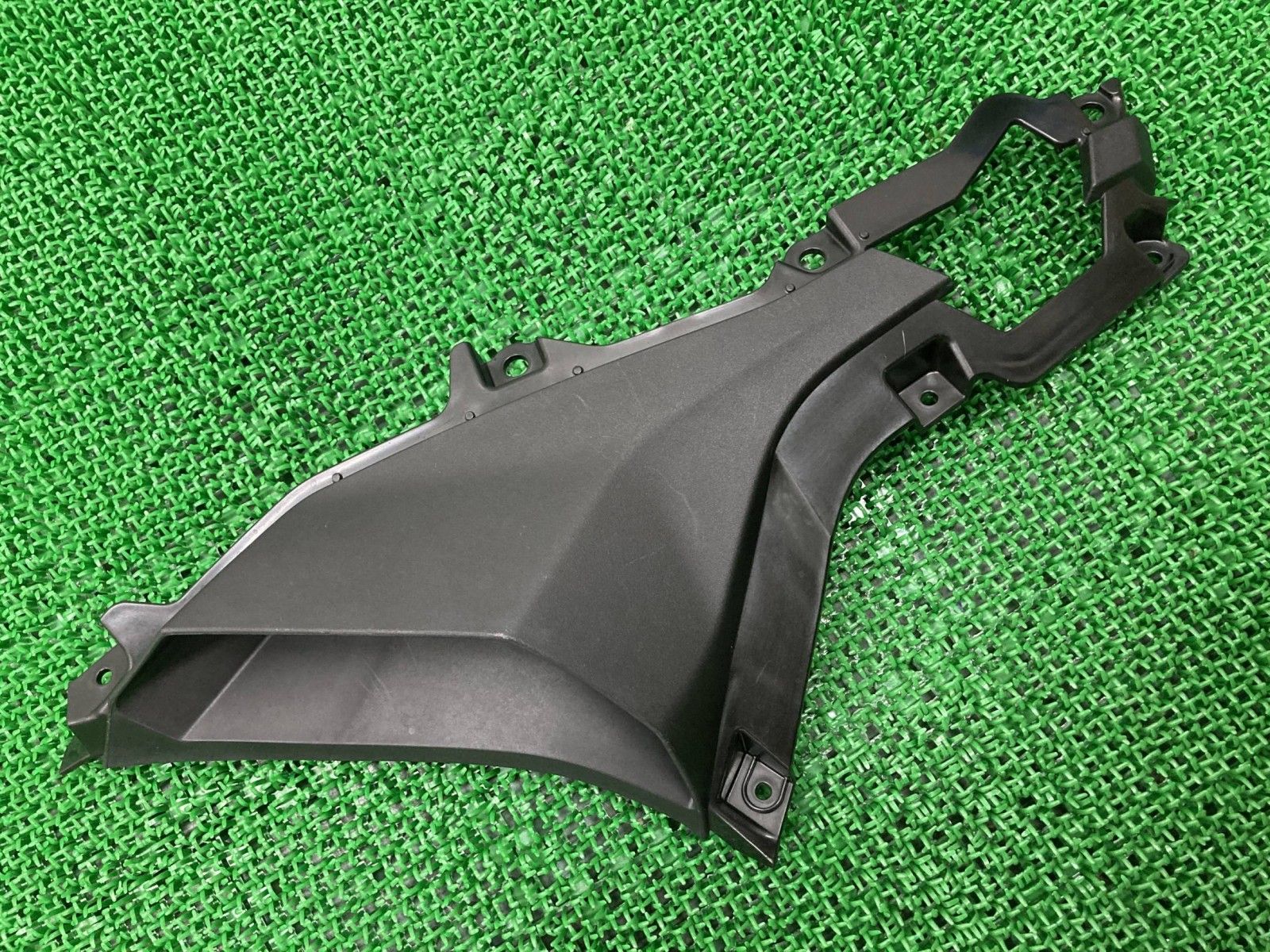 ZX-4R アンダーカウル 左 55028-0732 カワサキ 純正 中古 バイク 部品