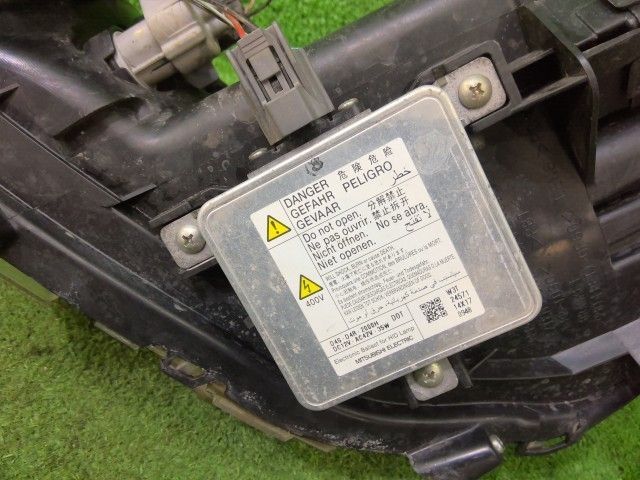 車 デイズ DBA-B21W B11W 右 ヘッドランプ ヘッドライト ASSY