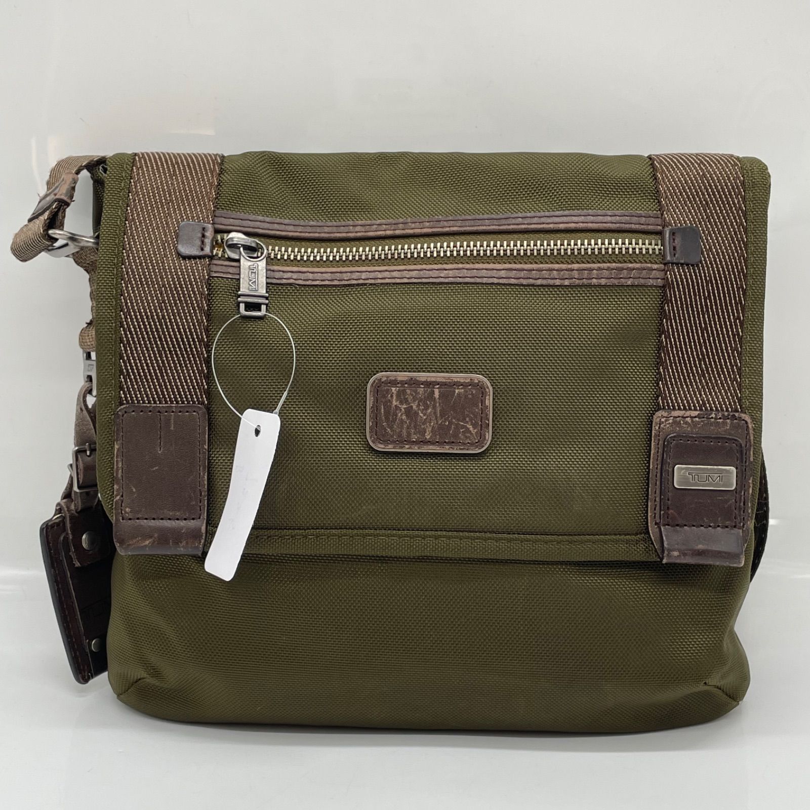 BN7225□TUMI トゥミ ショルダーバッグ カーキ 223710LH - メルカリ