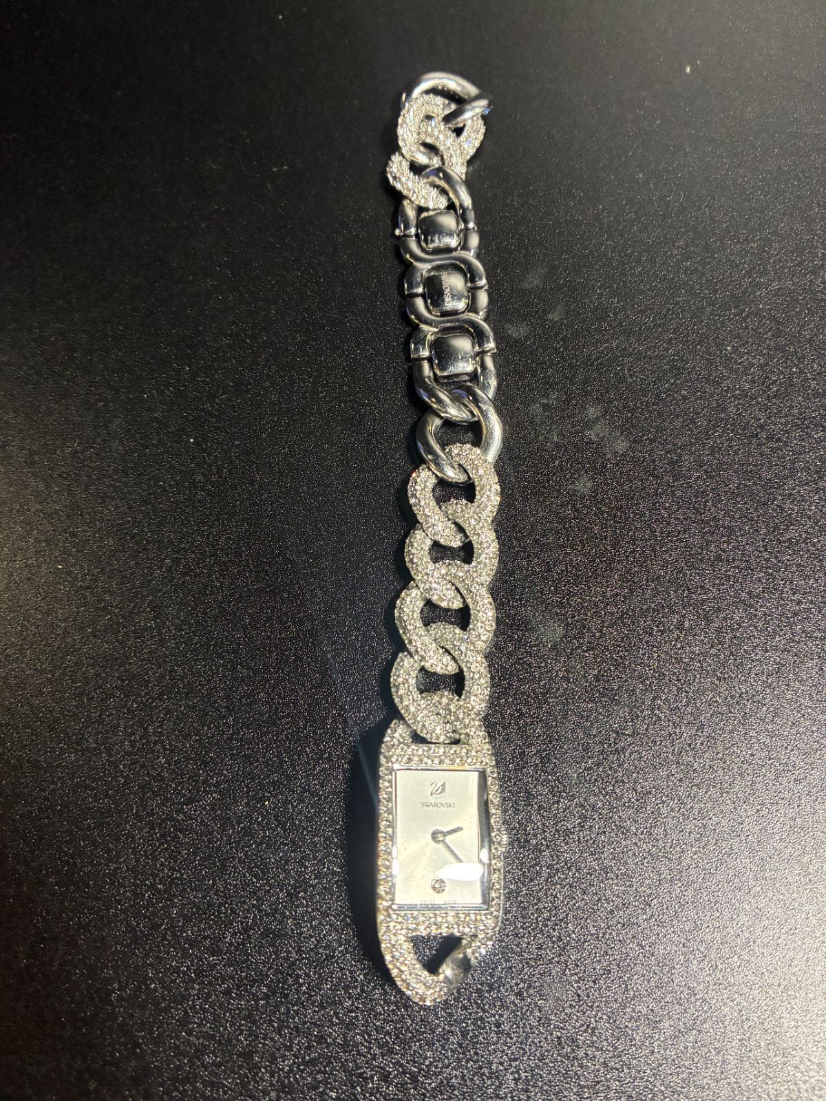 スワロフスキー 時計 不動 QZ ブレス不良 B25121883 - メルカリ