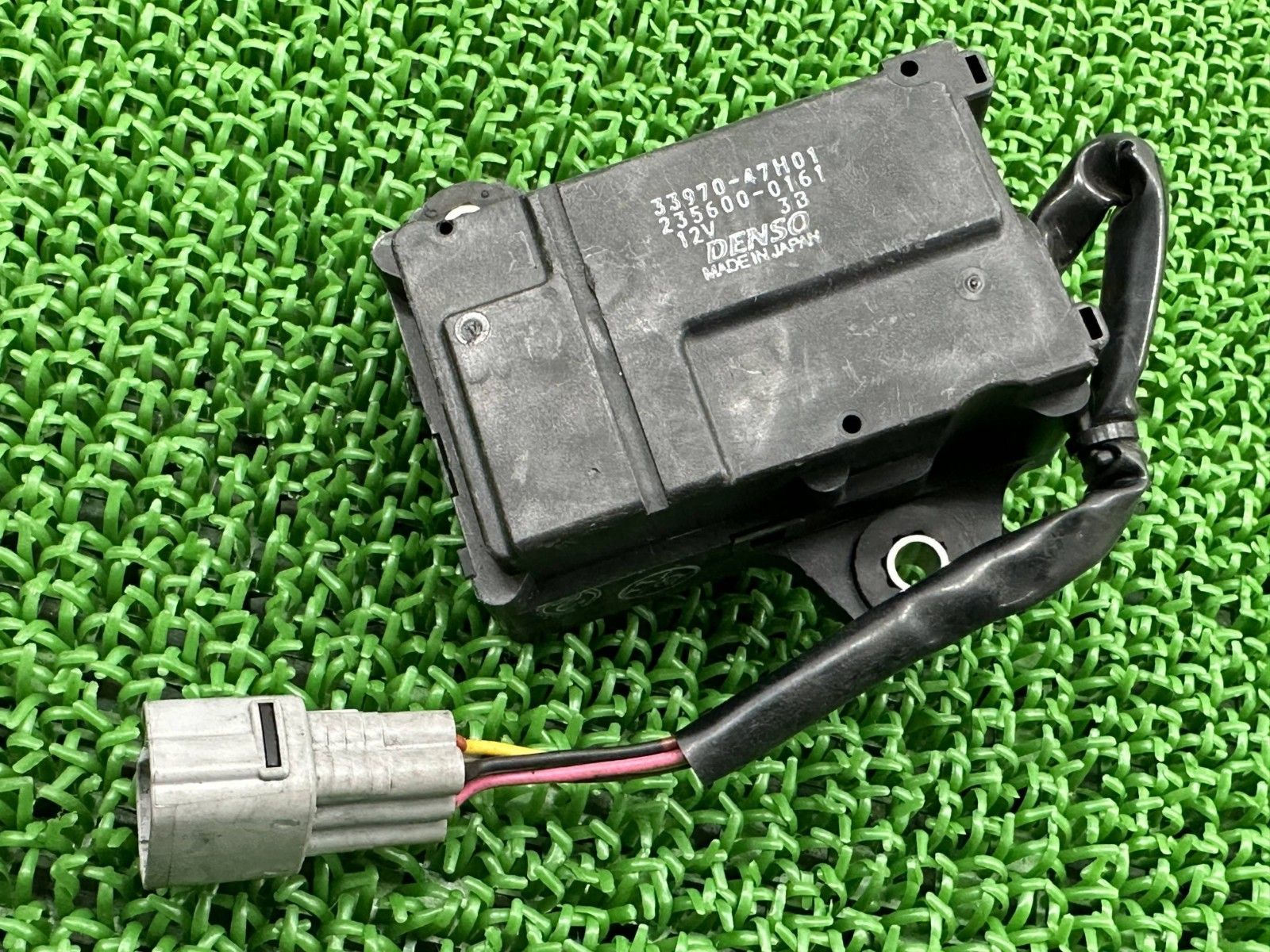 GSR750 排気バルブモーター 33970-47H01 スズキ 純正 中古 バイク 部品