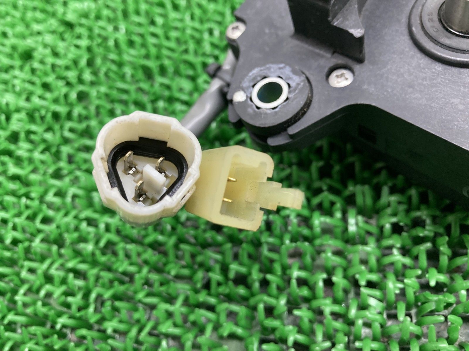 ZRX1200ダエグ 排気バルブモーター 21174-0005 カワサキ 純正 中古