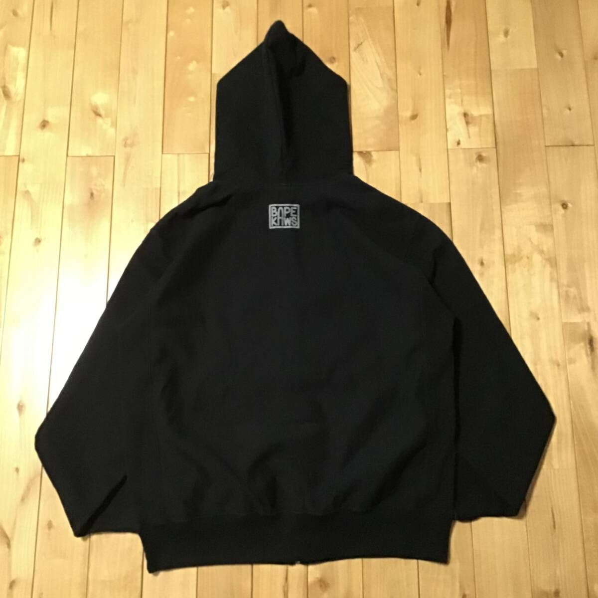 00s　Y2K　エイプ　A BATHING APE　フルジップパーカー　KAWS 00s Y2K エイプ A BATHING APE フルジップパーカー KAWS 2025年最新