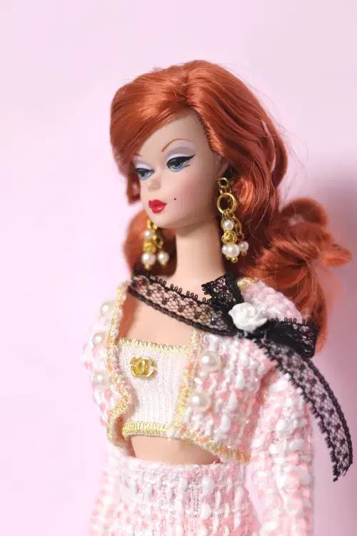 シルクストーンバービー(衣装含む) - メルカリ