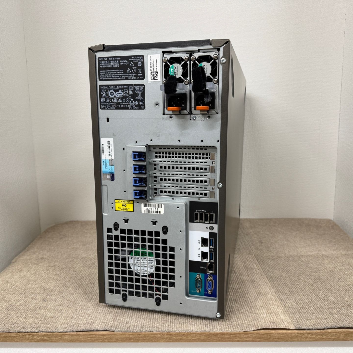 Dell EMC PowerEdge T340 LFF 8BAY 1x E-2244G 4core 3.80GHz 16GB