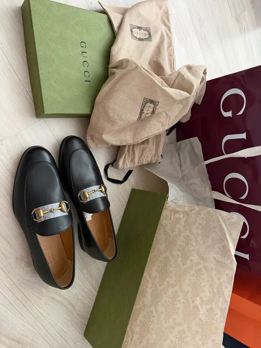 グッチ ホースビット ローファー サイズ5 (240) 新品 商品 出品