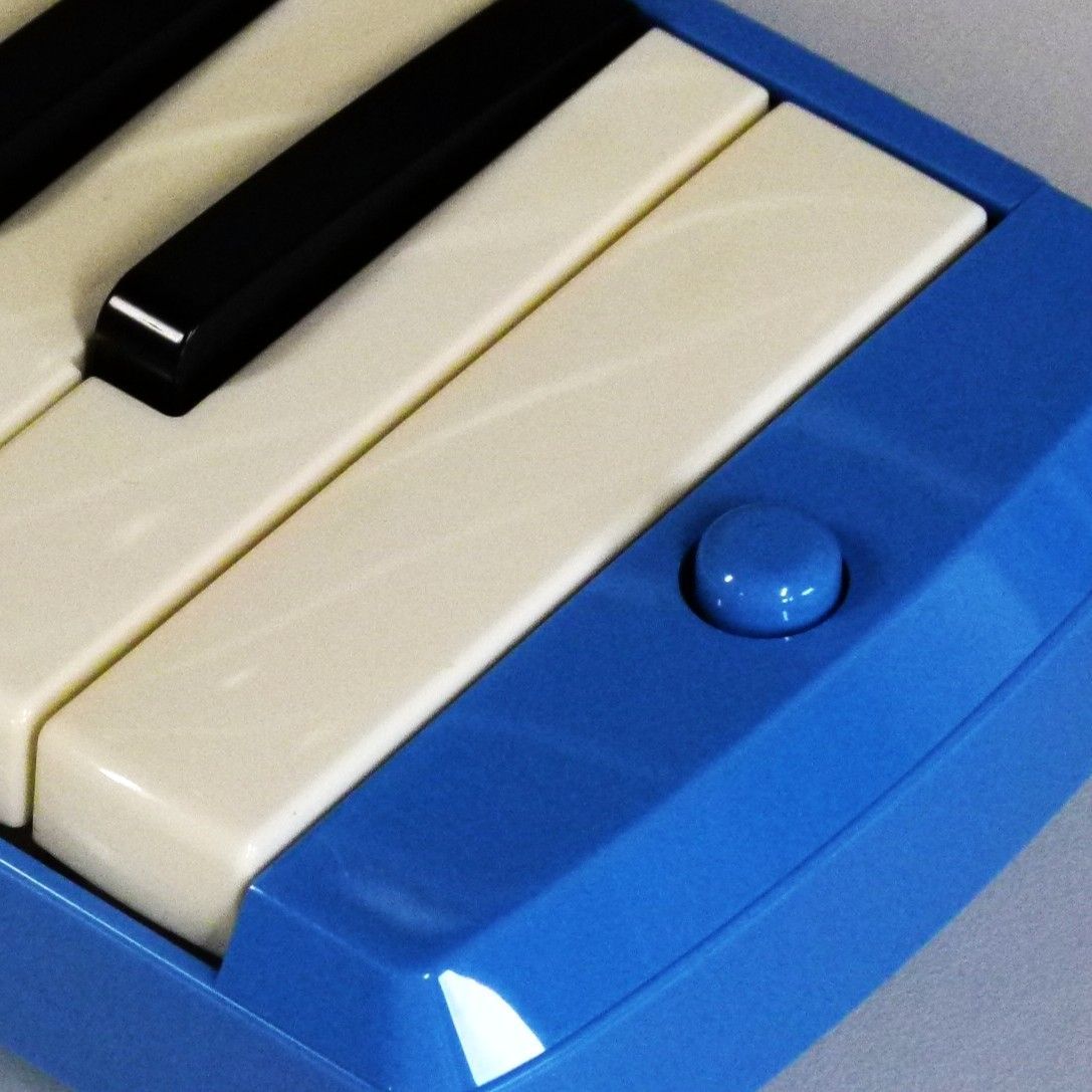 IM] 鍵盤ハーモニカ ピアニカ 32鍵 YAMAHA P-32D 水色 ブルー ヤマハ