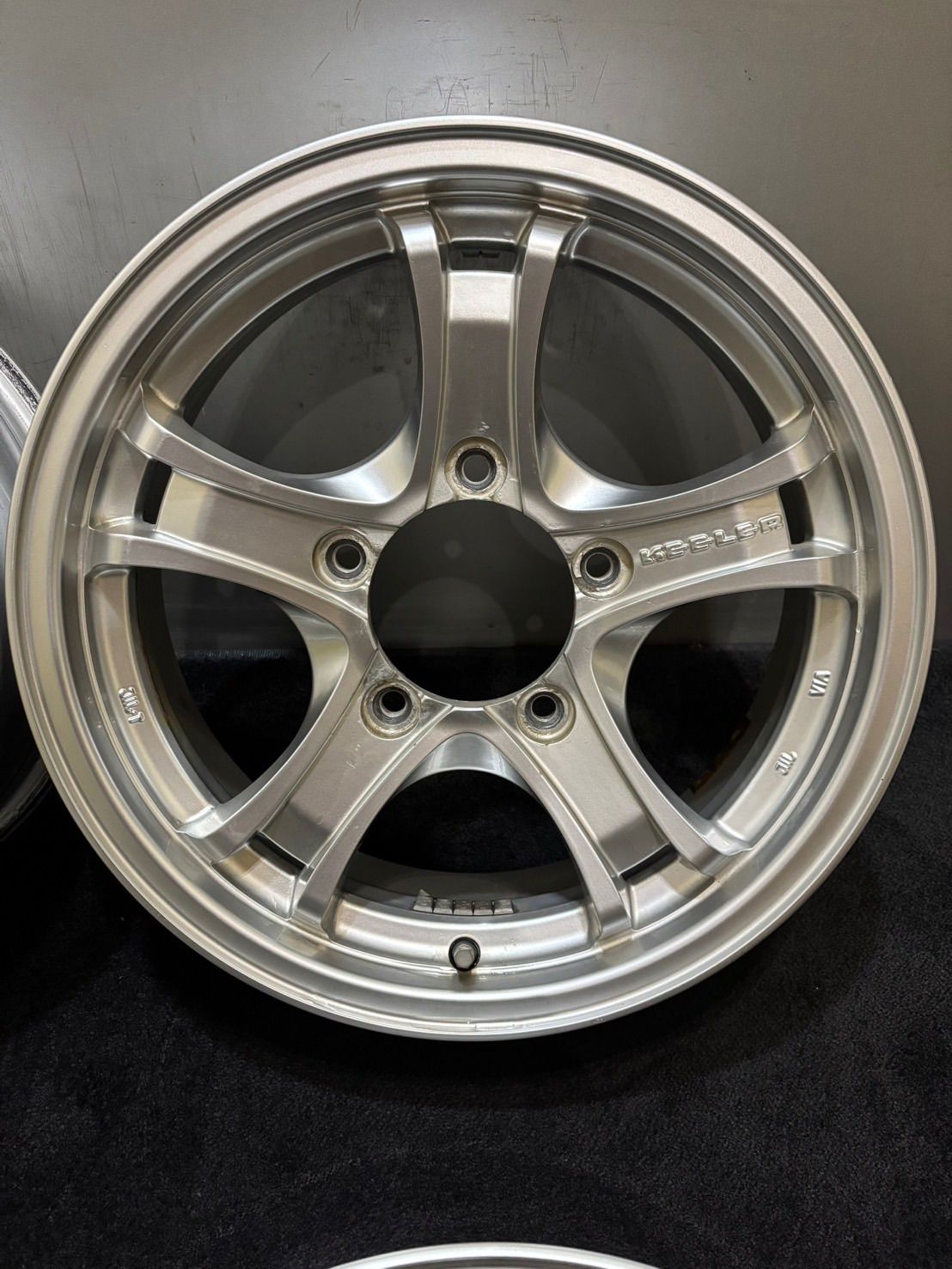 Weds KEELER ジムニー 16インチアルミホイール 中古 WEDS（ウェッズ） 16インチ 5H139.7 5.5J+22 5穴 キーラー