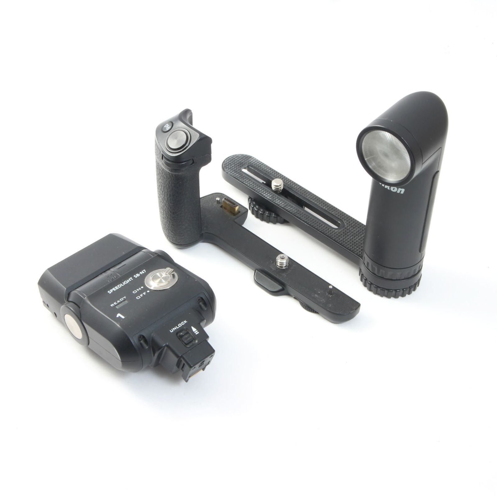 ニコン Nikon1 V3 + 1 NIKKOR 30-110mm グリップ ストロボ 付属品多数