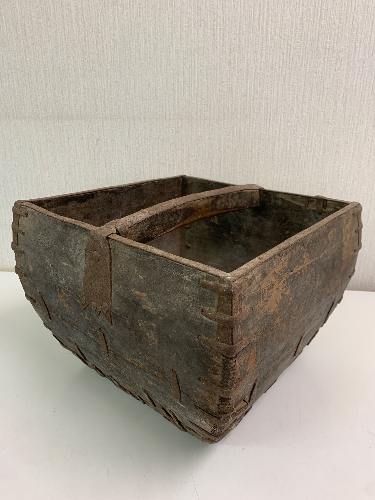 【希少】李朝時代 木桶 蟻組み 木工 古民藝 アンティーク フォロー割対象商品】希少！李朝時代 木桶 蟻組み 木工 古民藝