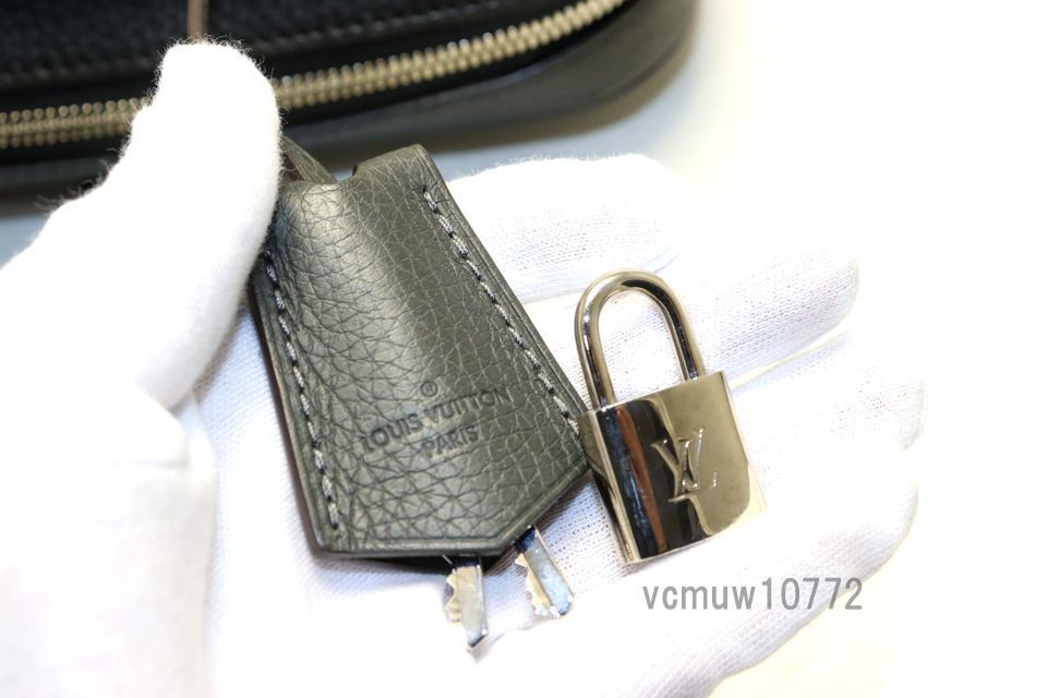 □LOUIS VUITTON トリヨン アルマンド ブリーフケース レザー ビジネス