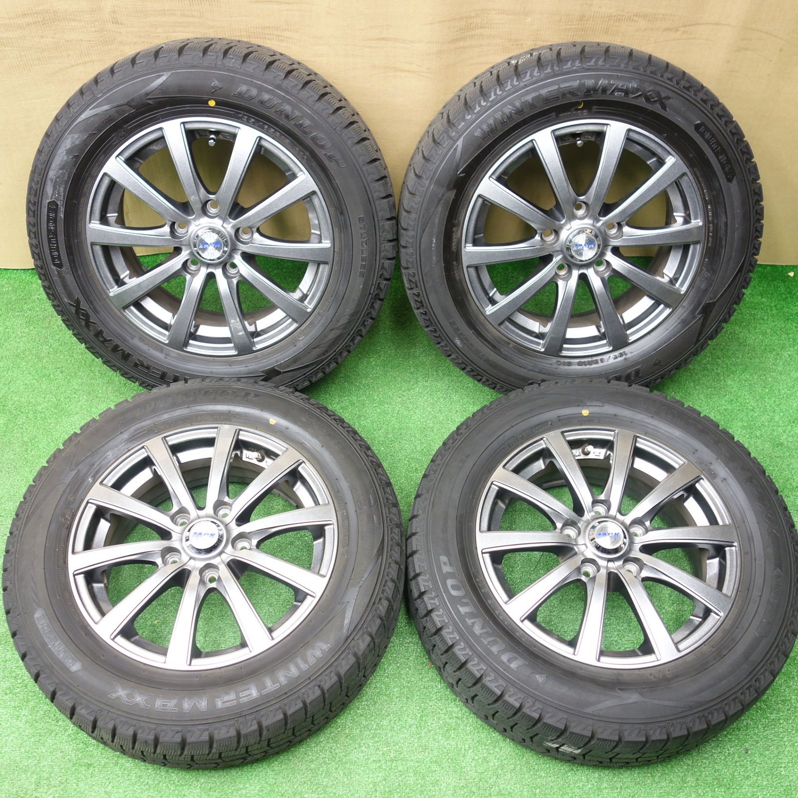 バリ溝！22年！キレイ！9.5分☆スタッドレス 195/65R15 ダンロップ