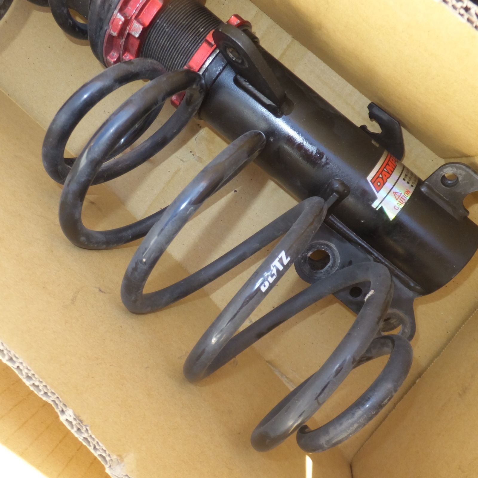 送料無料] 岐阜発☆ブリッツ BRITZ ホンダ N-BOXカスタム JF3 車高調