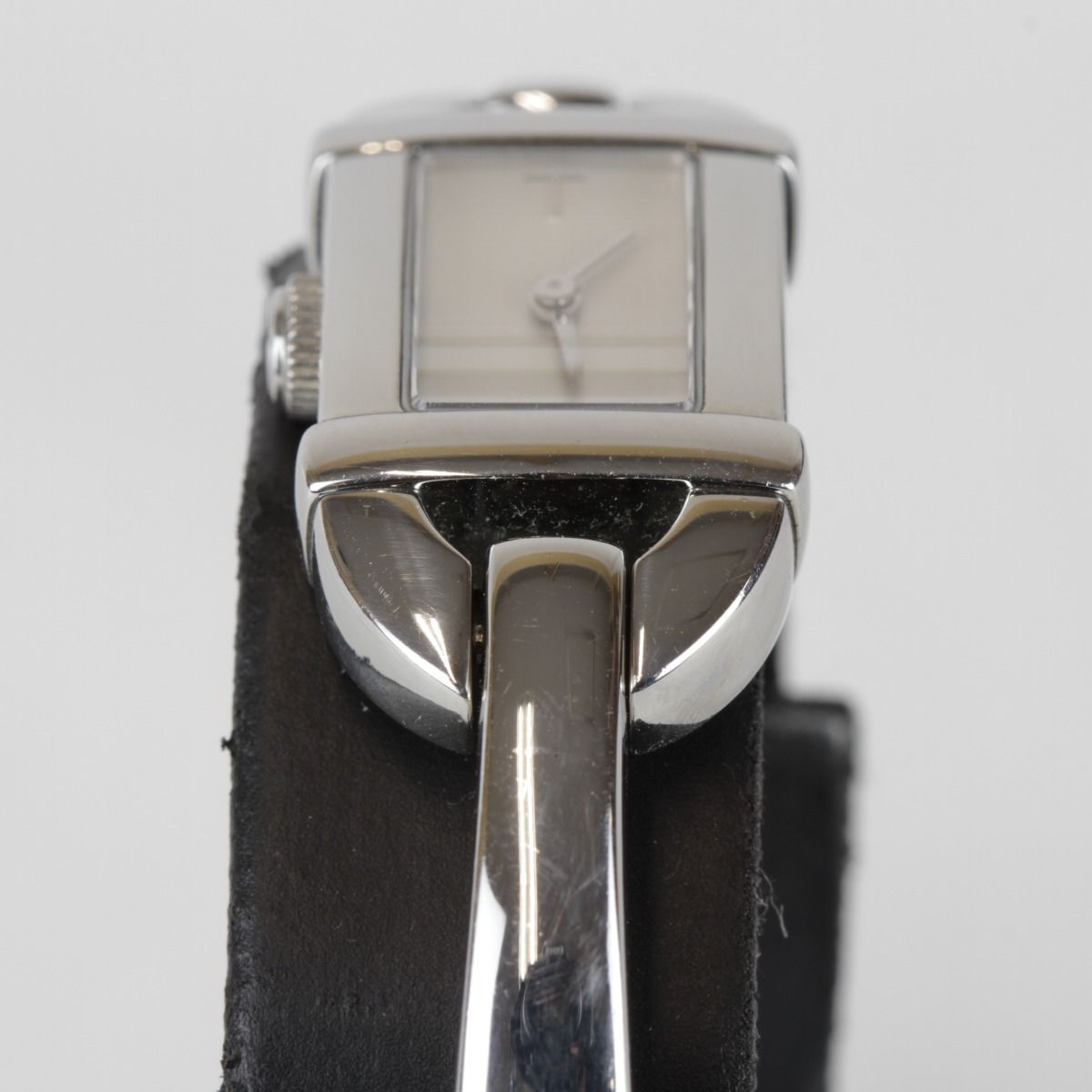 良品『USED』GUCCI【グッチ】 バングルウォッチ 6800L 箱有 腕時計