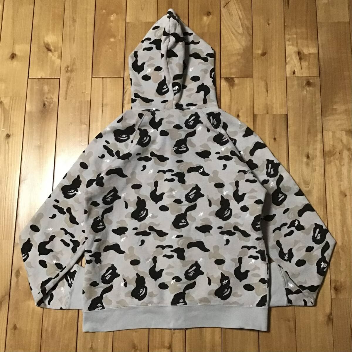 ☆BAPE A BATHING APE フルジップ パーカー グレー カモフラ☆ アベイシングエイプ A BATHING APE パーカー ジップアップ フード