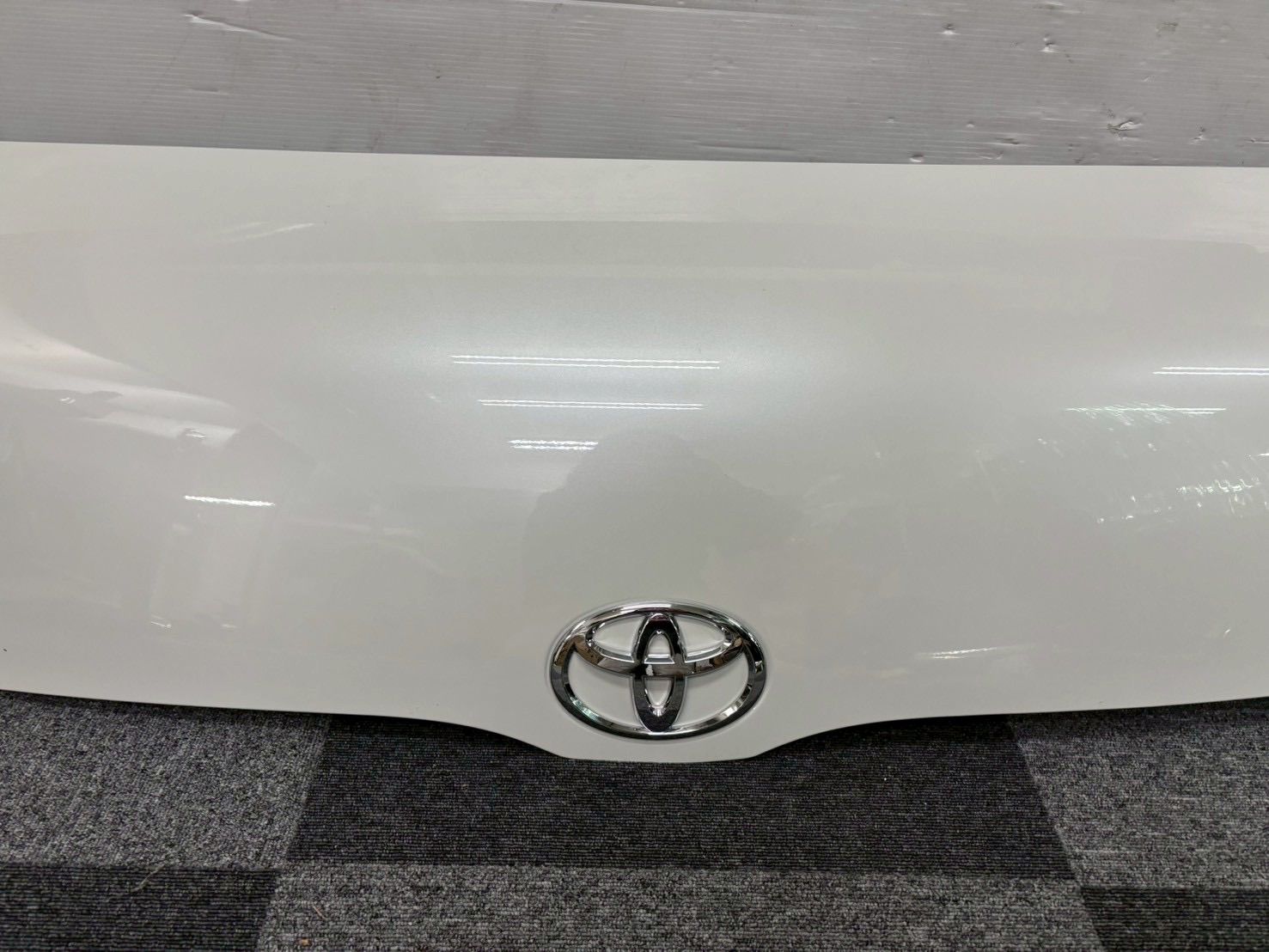 2512-18-01 トヨタ 200系 ハイエース ボンネット ワイド ボンネット