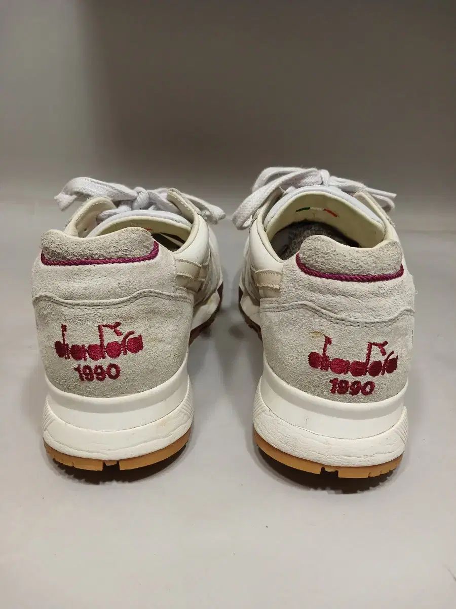 ディアドラ ヘリテージ オリーブカーキベージュネイビー 希少カラー ビンテージ 【新春初売り20】ディアドラ ヘリテージ Diadora  Heritage レザースニーカー メンズ ローカットシューズ MERCURY ELITE カーキ×ブラック 厚底タイプ ストーンウォッシュ加工  レースアップ ... ディアドラヘリテージ　ヴィンテージ　希少色