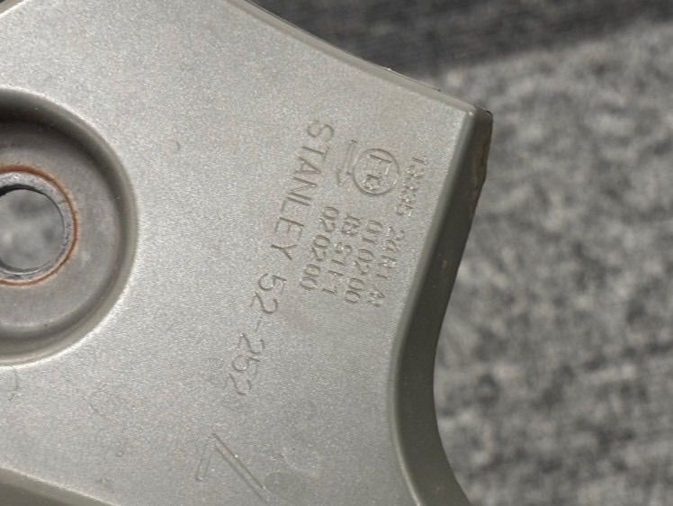 2511-151-02 トヨタ NHP10 アクア 前期 純正 右 テールライト