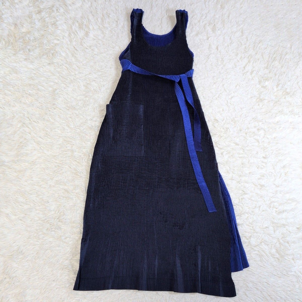 アイムプロダクトイッセイミヤケ improduct ISSEY MIYAKE エプロン